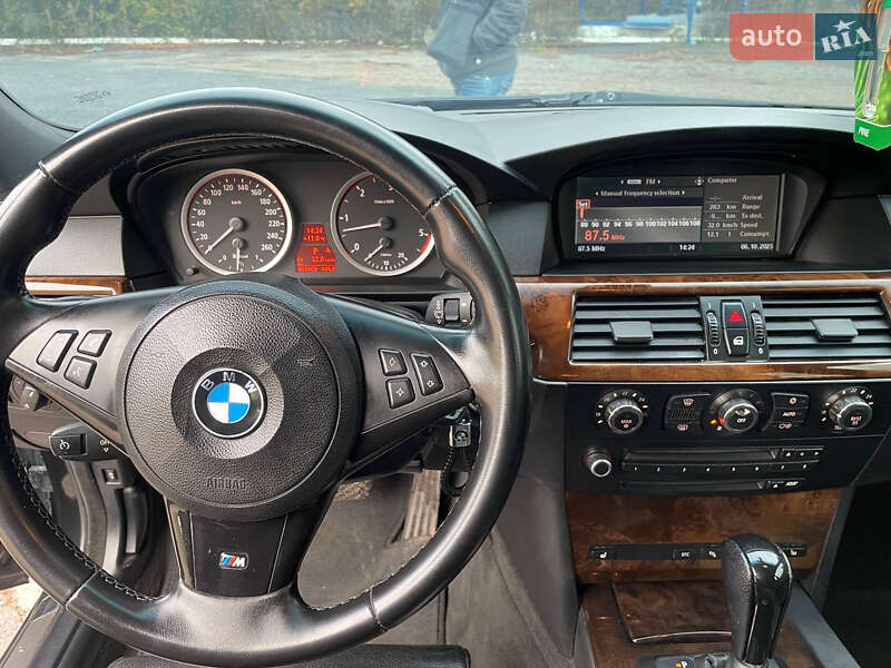 Седан BMW 5 Series 2007 в Збараже