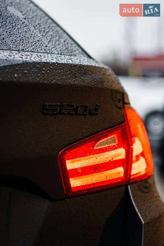 Универсал BMW 5 Series 2012 в Ровно