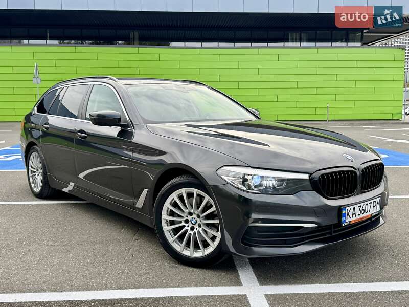 Универсал BMW 5 Series 2017 в Киеве фото 10 Универсал BMW 5 Series 2017 в Киеве