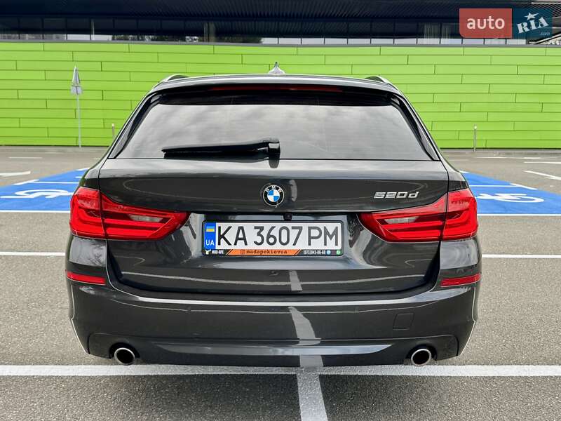Универсал BMW 5 Series 2017 в Киеве фото 22 Универсал BMW 5 Series 2017 в Киеве