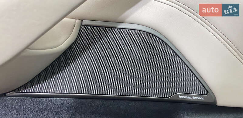 Седан BMW 5 Series 2017 в Львове