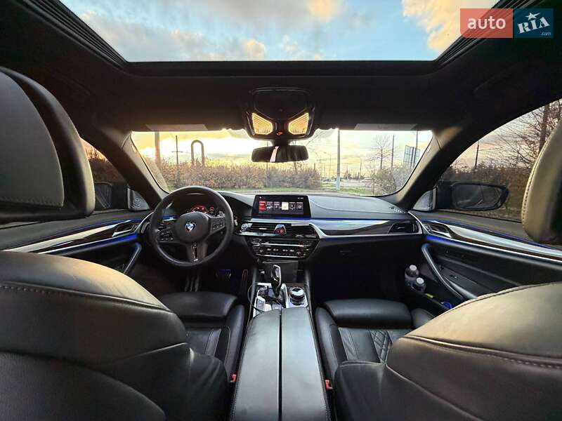 Седан BMW 5 Series 2017 в Кривом Роге
