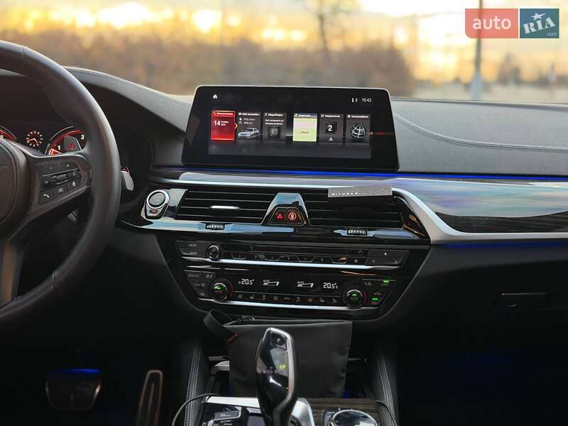 Седан BMW 5 Series 2017 в Кривом Роге