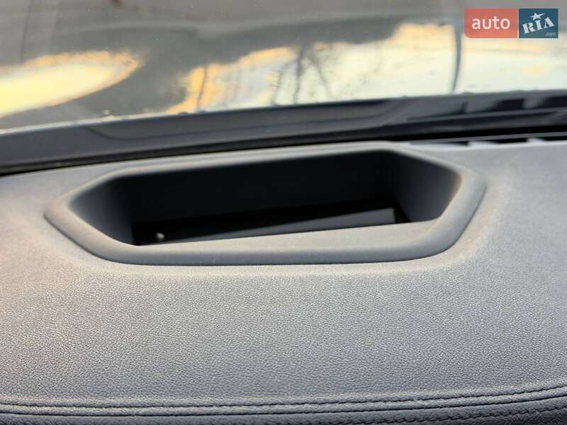 Седан BMW 5 Series 2017 в Кривом Роге