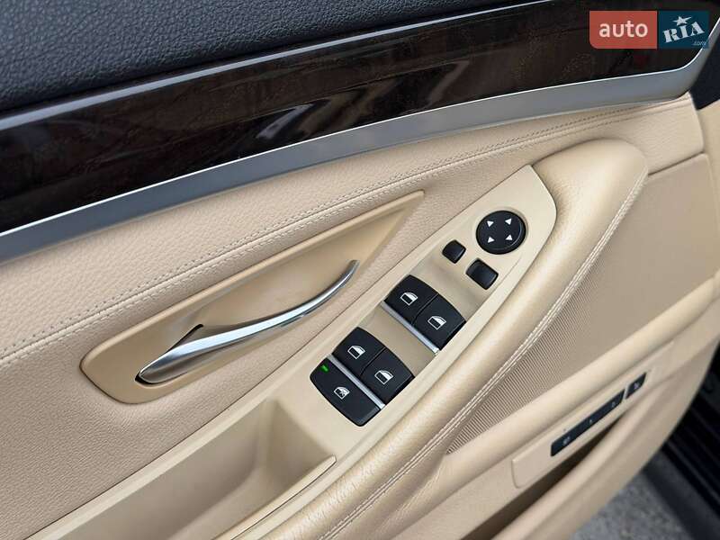 Седан BMW 5 Series 2014 в Кривом Роге