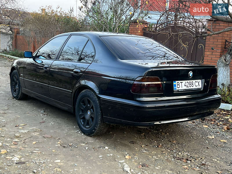 Седан BMW 5 Series 2003 в Херсоне