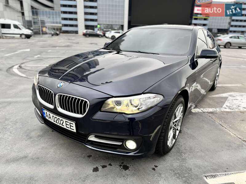 Седан BMW 5 Series 2016 в Киеве