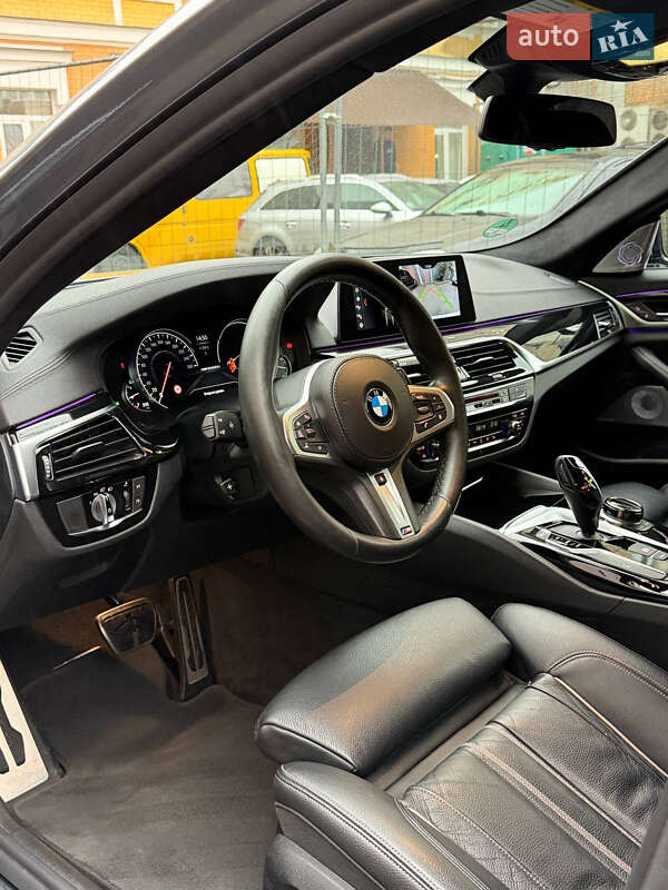 Седан BMW 5 Series 2018 в Киеве