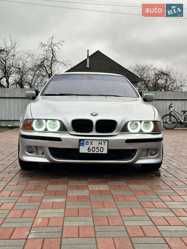 BMW 5 Series 1999