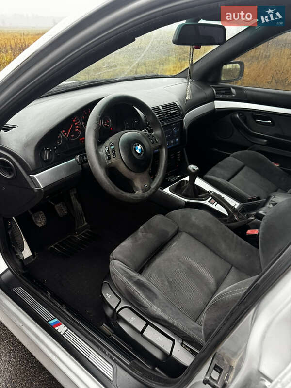 Седан BMW 5 Series 2002 в Києві