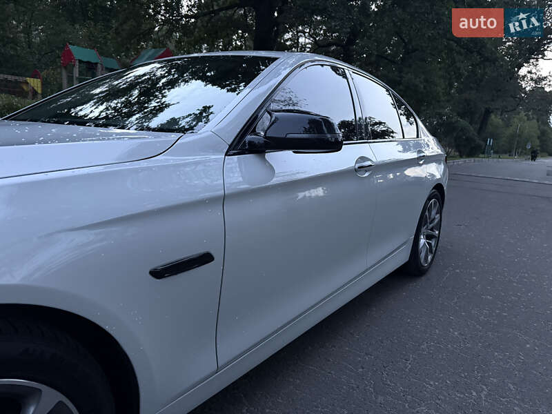 Седан BMW 5 Series 2015 в Киеве