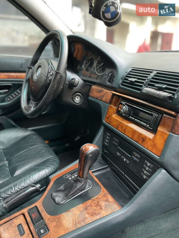Седан BMW 5 Series 1998 в Одессе