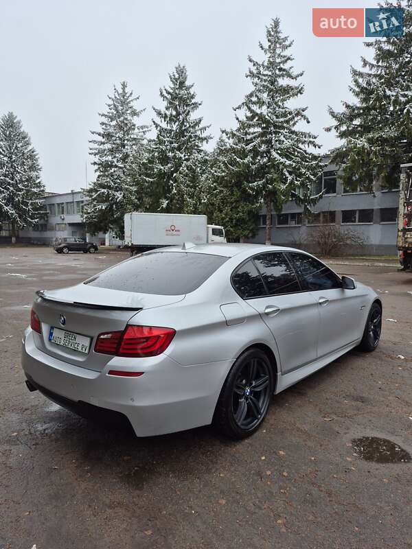 Седан BMW 5 Series 2011 в Рівному