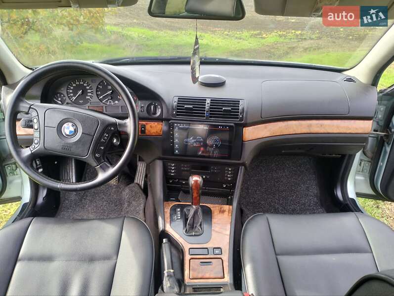 Седан BMW 5 Series 1998 в Одессе
