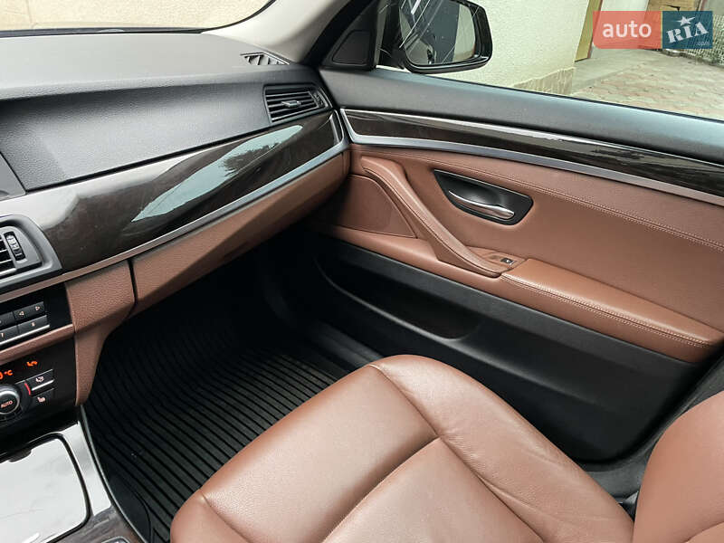 Универсал BMW 5 Series 2010 в Одессе