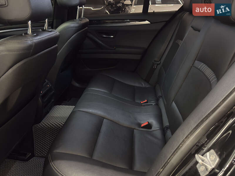 Седан BMW 5 Series 2014 в Миколаєві