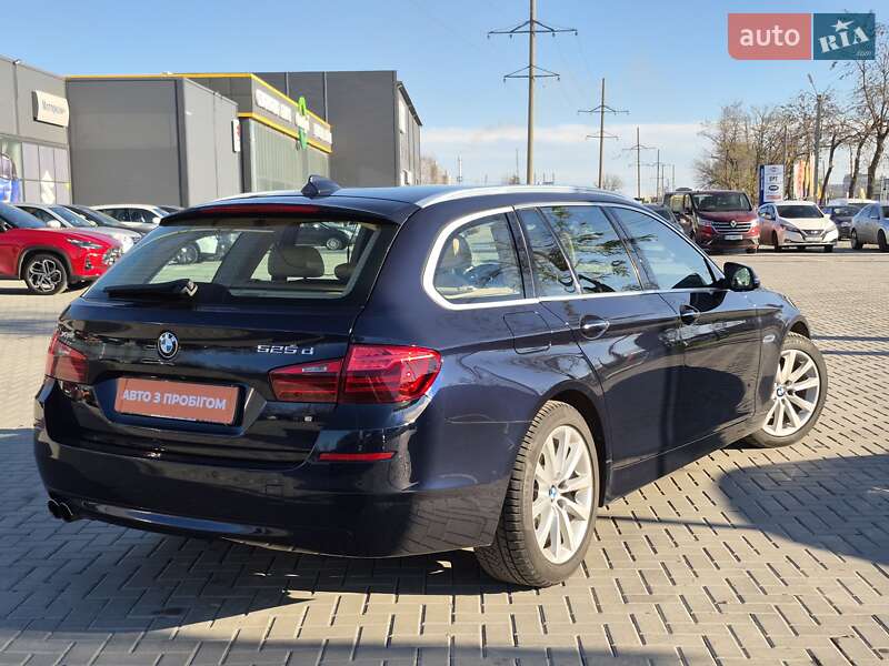 Универсал BMW 5 Series 2016 в Кропивницком