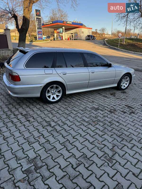 Универсал BMW 5 Series 2002 в Заставной