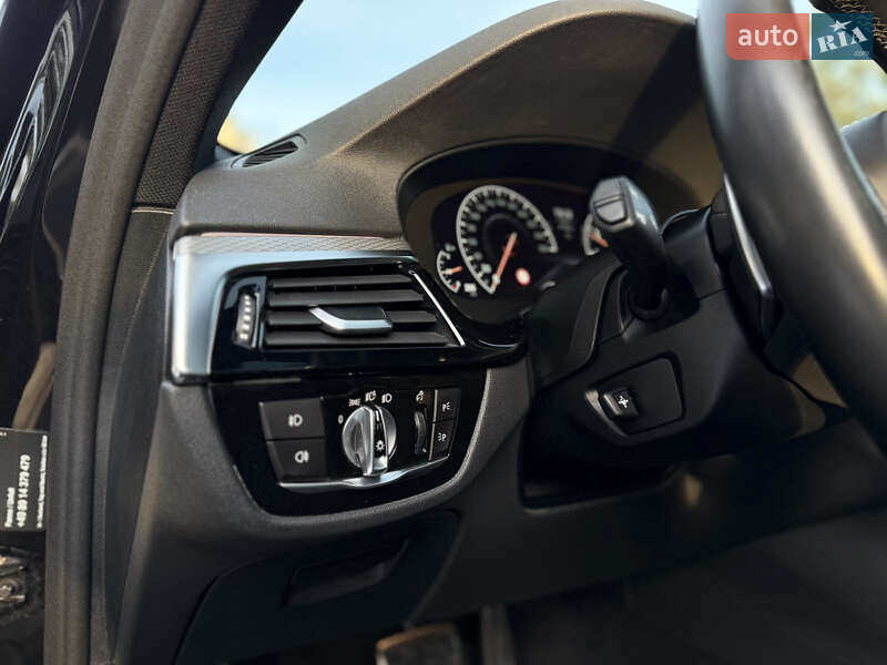 Седан BMW 5 Series 2018 в Львове фото 33 Седан BMW 5 Series 2018 в Львове