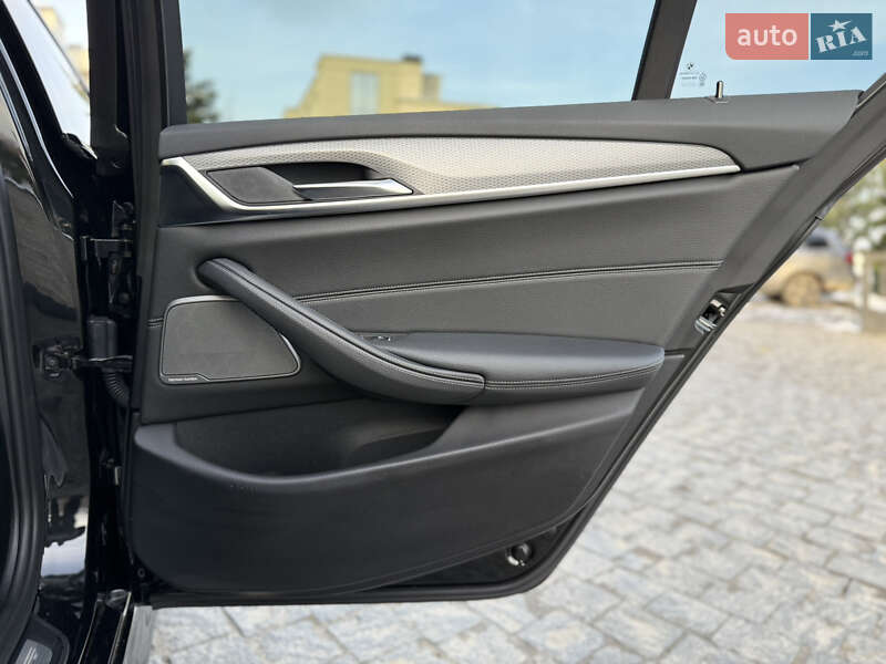 Седан BMW 5 Series 2018 в Львове фото 86 Седан BMW 5 Series 2018 в Львове