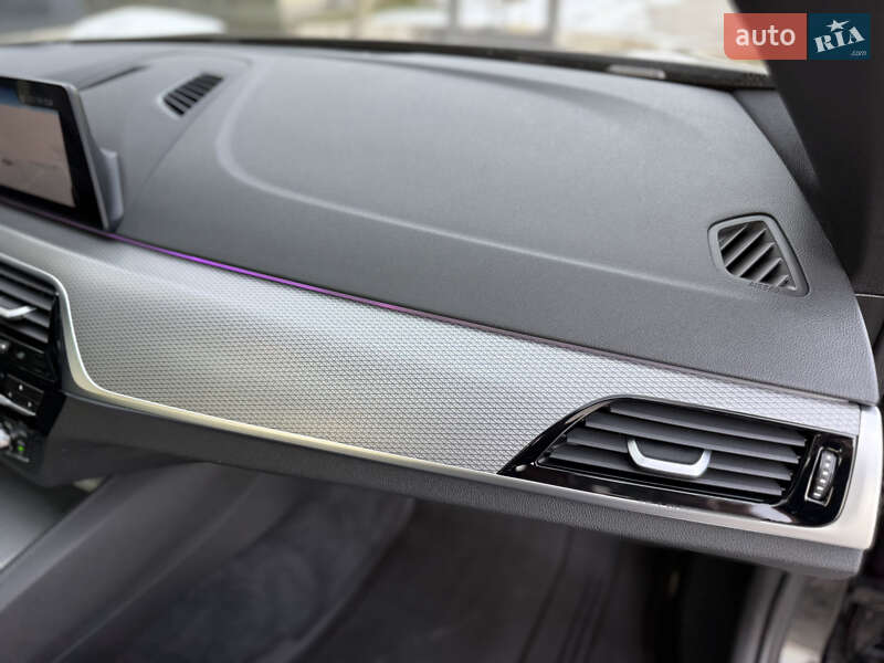Седан BMW 5 Series 2018 в Львове фото 94 Седан BMW 5 Series 2018 в Львове