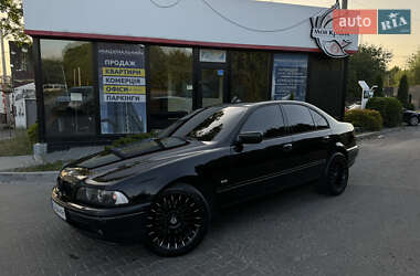 Седан BMW 5 Series 2002 в Львове