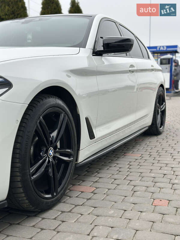 Седан BMW 5 Series 2019 в Вінниці