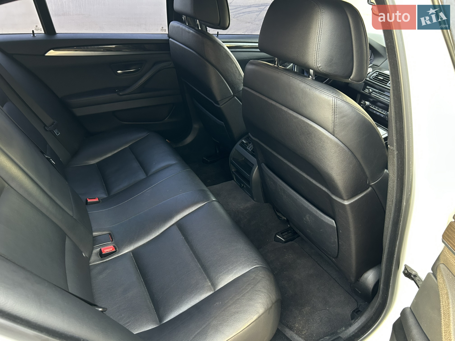 2012 BMW 5er - мініатюра 13