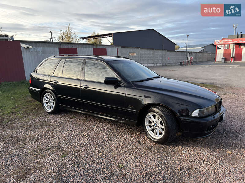 Універсал BMW 5 Series 2002 в Києві