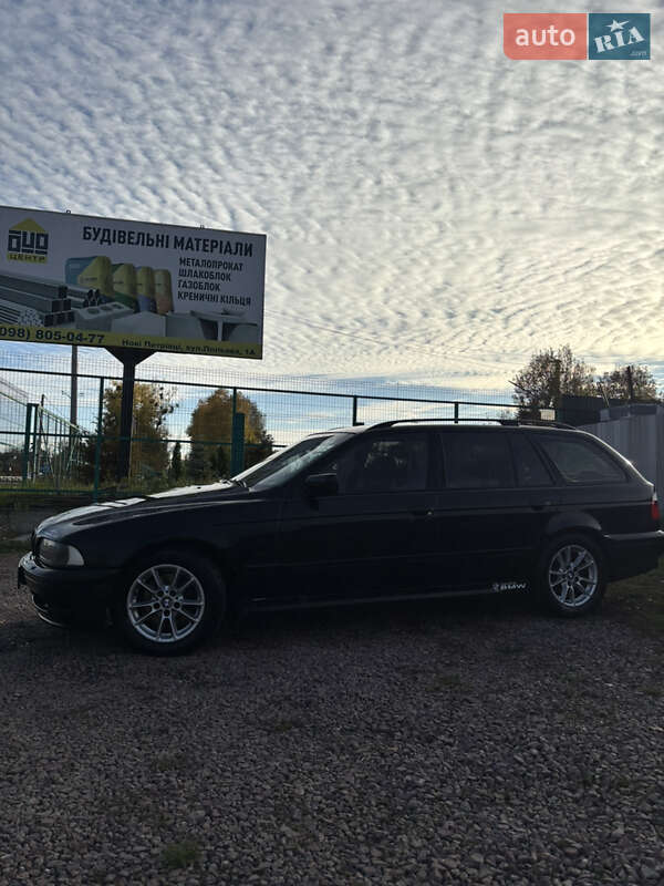 Універсал BMW 5 Series 2002 в Києві