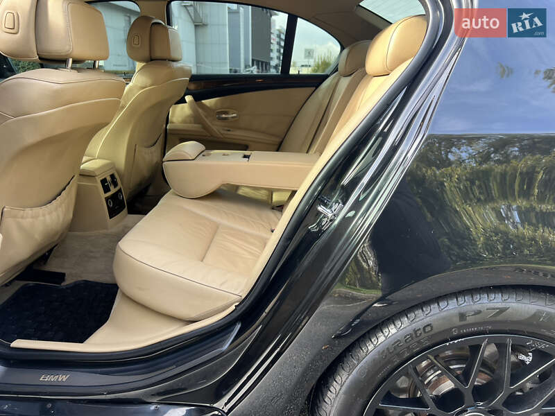 Седан BMW 5 Series 2007 в Киеве