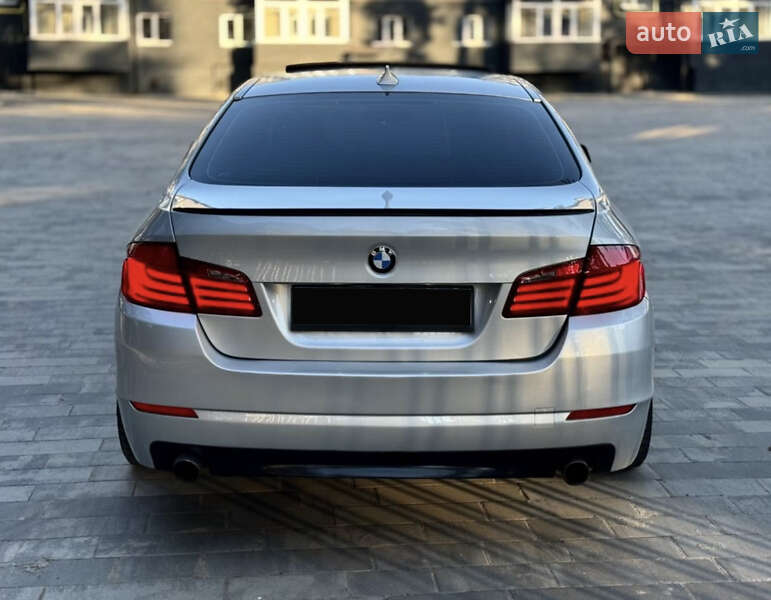 Седан BMW 5 Series 2011 в Богодухіву