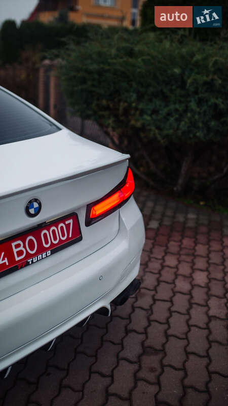 Седан BMW 5 Series 2017 в Залещиках