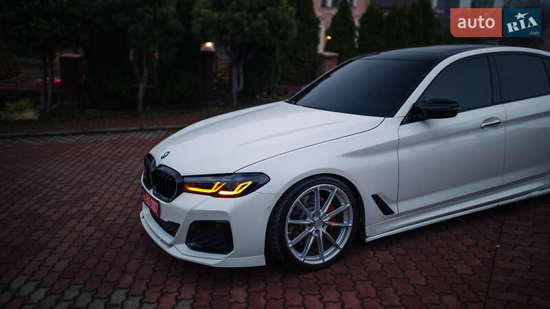 Седан BMW 5 Series 2017 в Залещиках