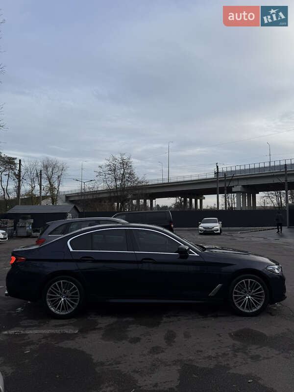 Седан BMW 5 Series 2019 в Броварах