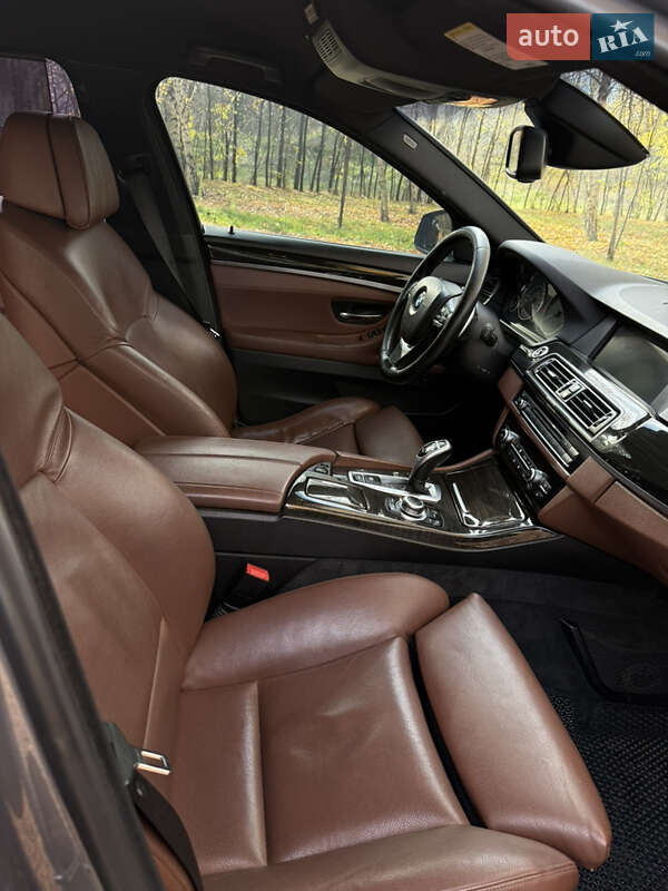 Седан BMW 5 Series 2010 в Виннице
