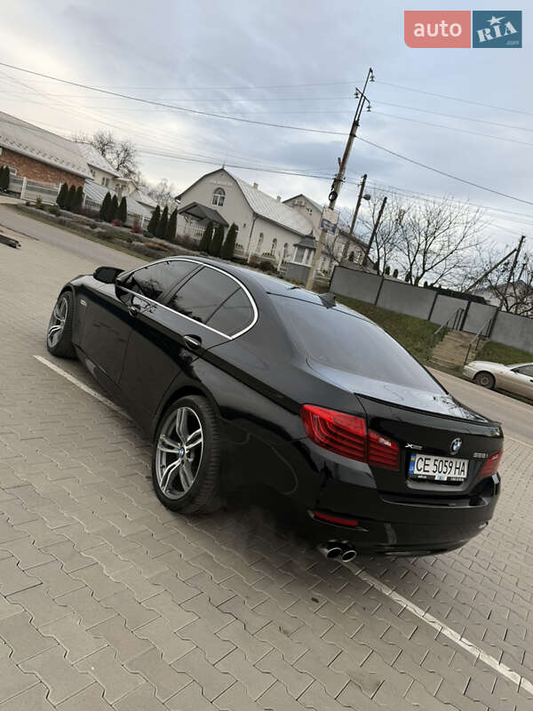 Седан BMW 5 Series 2012 в Черновцах