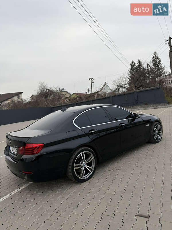 Седан BMW 5 Series 2012 в Черновцах