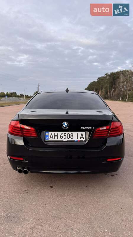 Седан BMW 5 Series 2016 в Житомире фото 5 Седан BMW 5 Series 2016 в Житомире