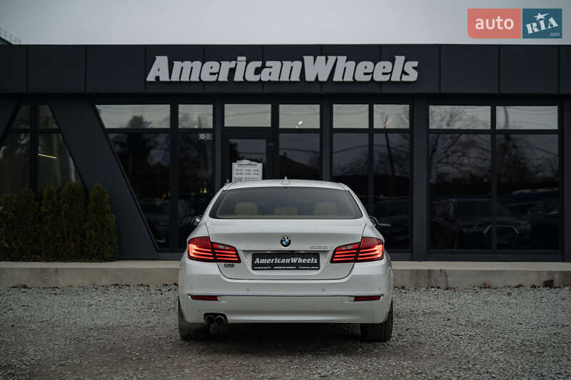 Седан BMW 5 Series 2014 в Черновцах