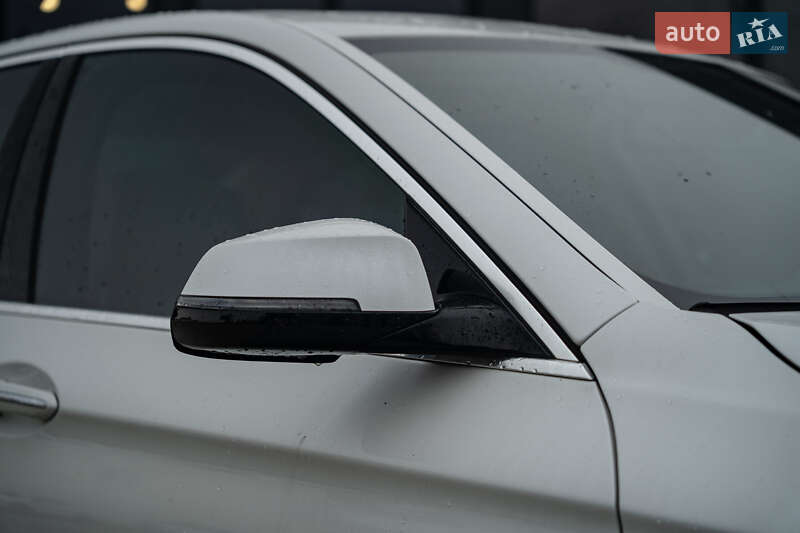 Седан BMW 5 Series 2014 в Черновцах