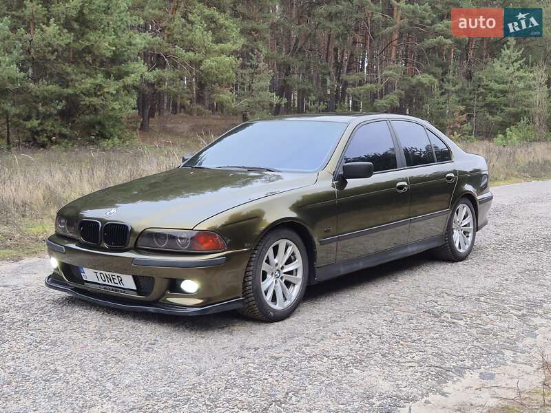 Седан BMW 5 Series 2002 в Ахтырке