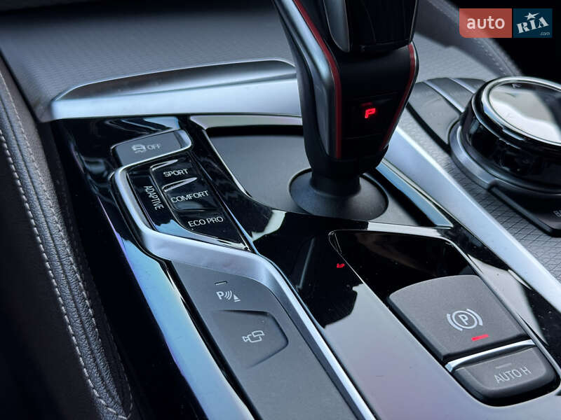 Седан BMW 5 Series 2018 в Ужгороде фото 34 Седан BMW 5 Series 2018 в Ужгороде
