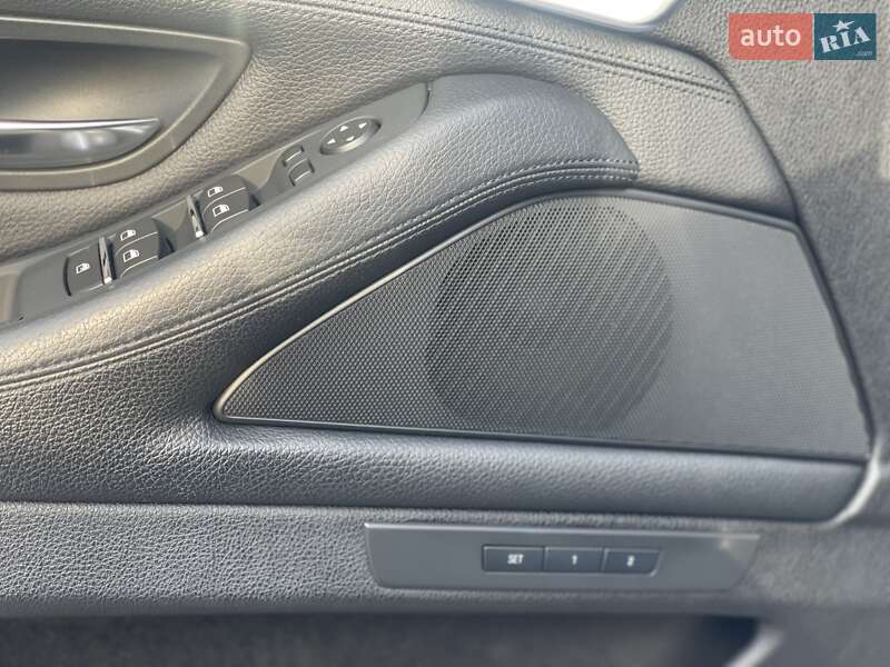 Седан BMW 5 Series 2015 в Києві