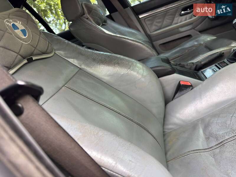 Седан BMW 5 Series 2002 в Ахтырке