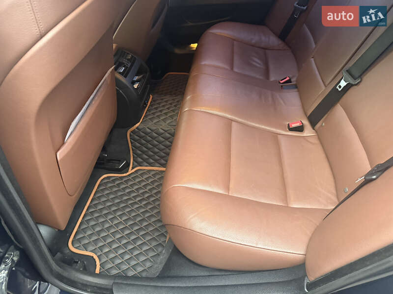 Седан BMW 5 Series 2013 в Киеве фото 23 Седан BMW 5 Series 2013 в Киеве