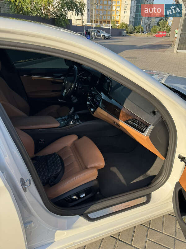 Седан BMW 5 Series 2017 в Днепре