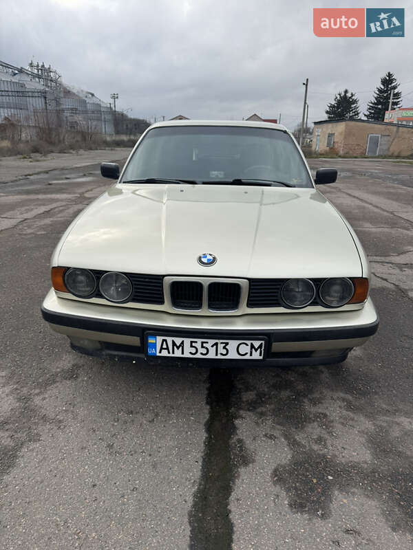 Седан BMW 5 Series 1988 в Попельне фото 2 Седан BMW 5 Series 1988 в Попельне