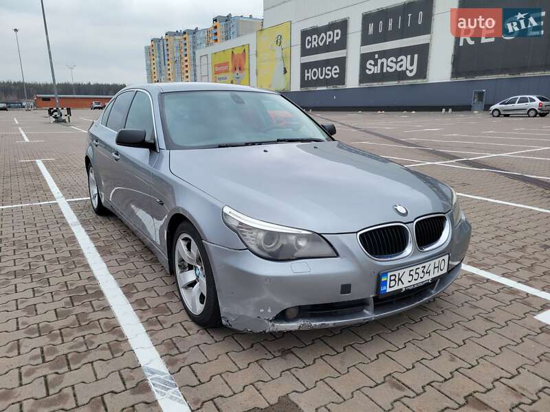 Седан BMW 5 Series 2003 в Киеве