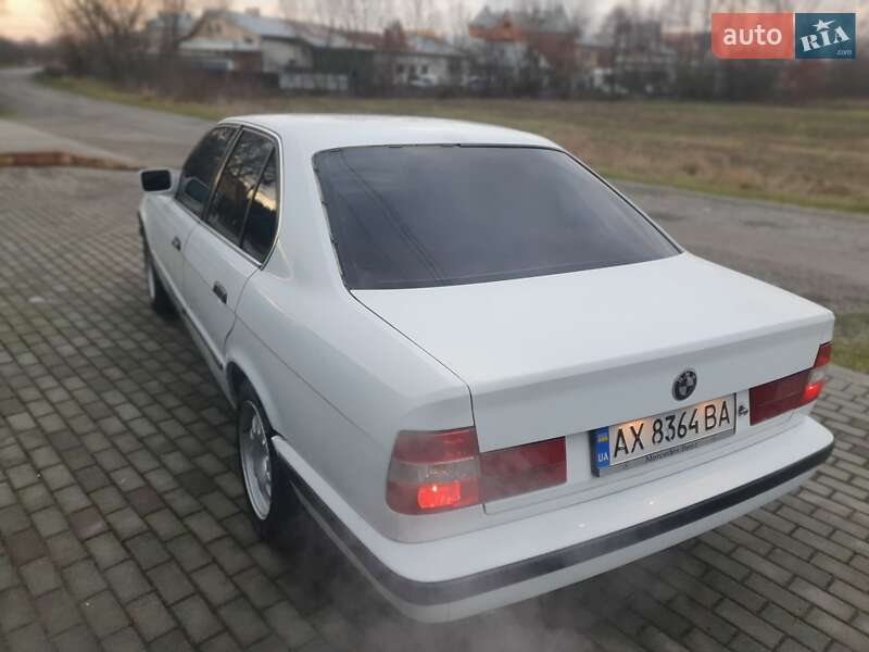 Седан BMW 5 Series 1988 в Ивано-Франковске